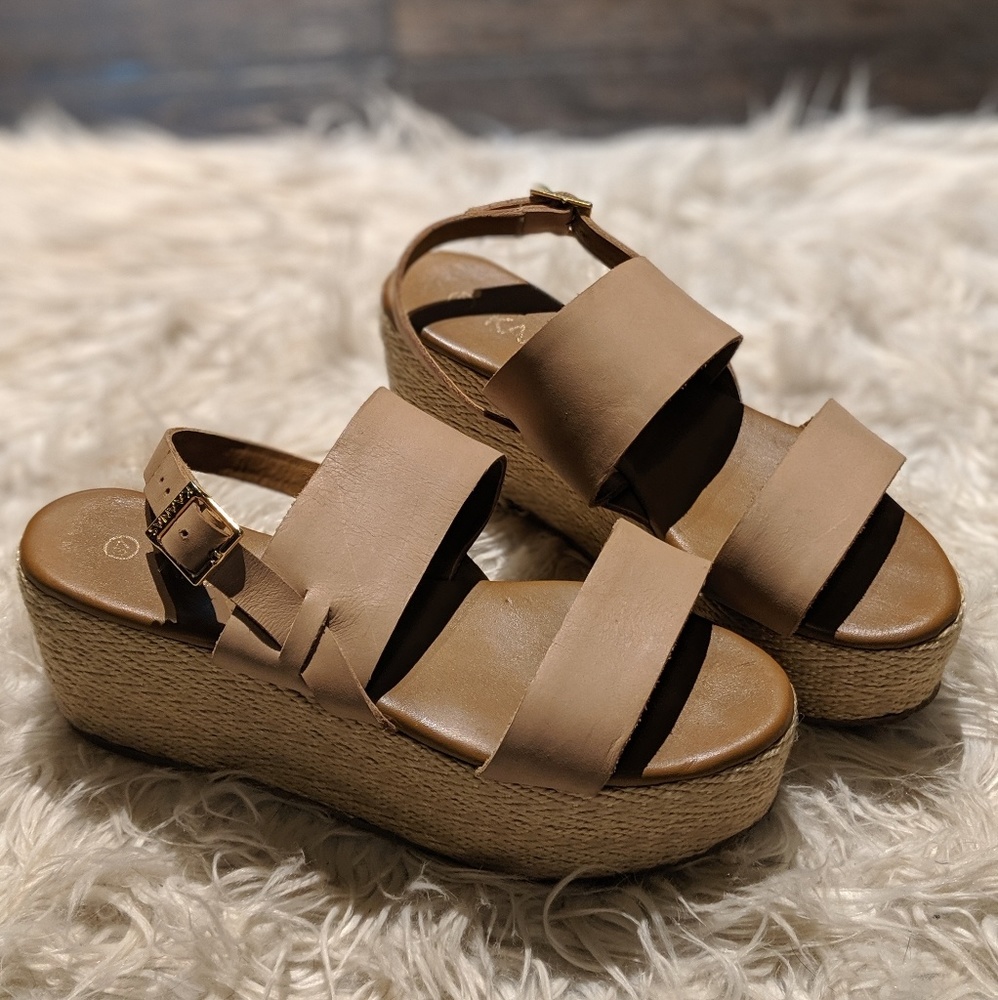 Kaanas Montpellier Wedge Sandals